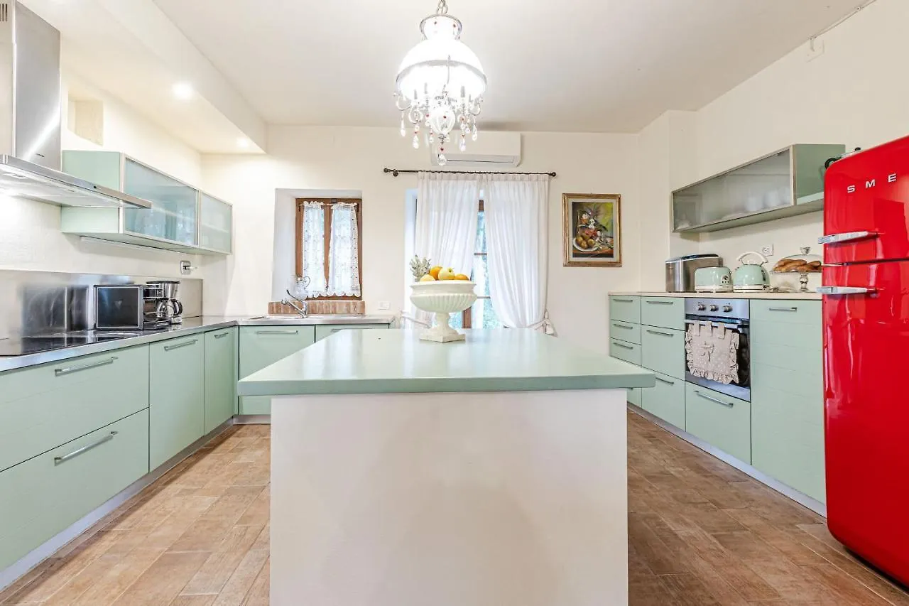 Villa Cedri Montecatini Val di Cecina